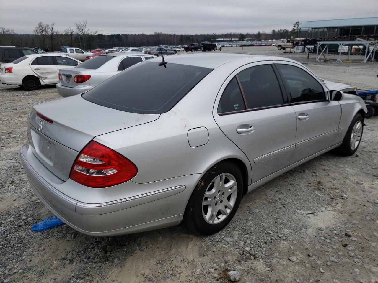 Photo 4 from auction – 2003 MERCEDES-BENZ E 320 with VIN WDBUF65J73A131329