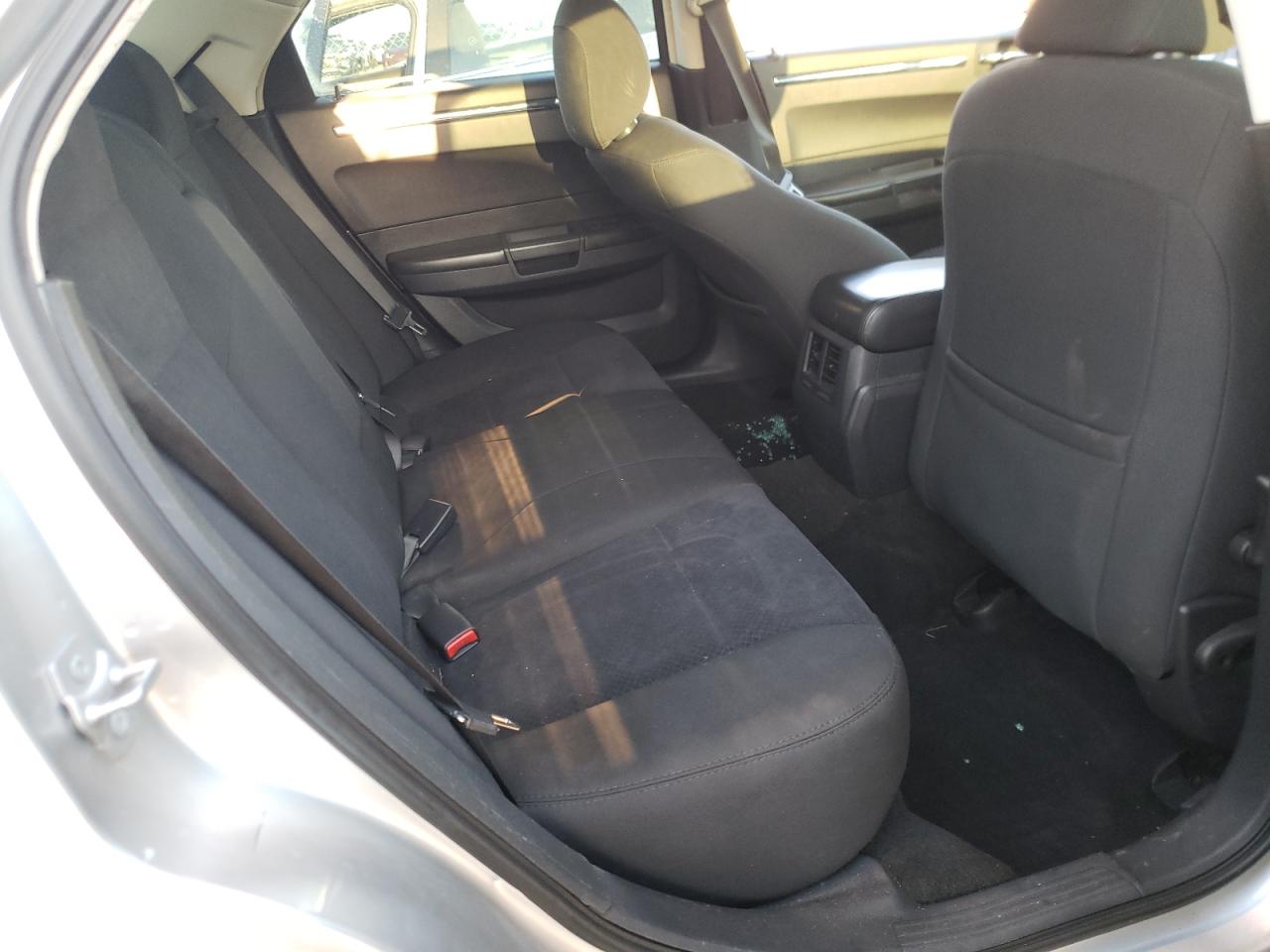 Photo 6 from auction – 2009 CHRYSLER 300 LX with VIN 2C3KA43D29H528762