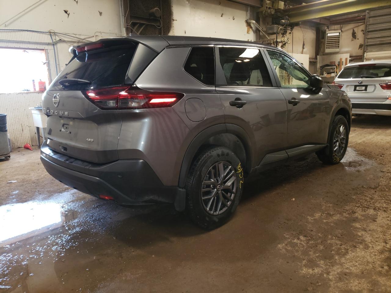 Photo 4 from auction – 2021 NISSAN ROGUE S with VIN JN8AT3AB4MW200366