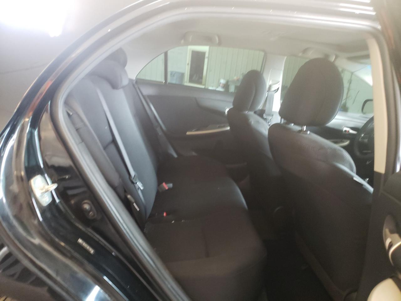 Photo 6 from auction – 2011 TOYOTA COROLLA BA with VIN 2T1BU4EE5BC706706
