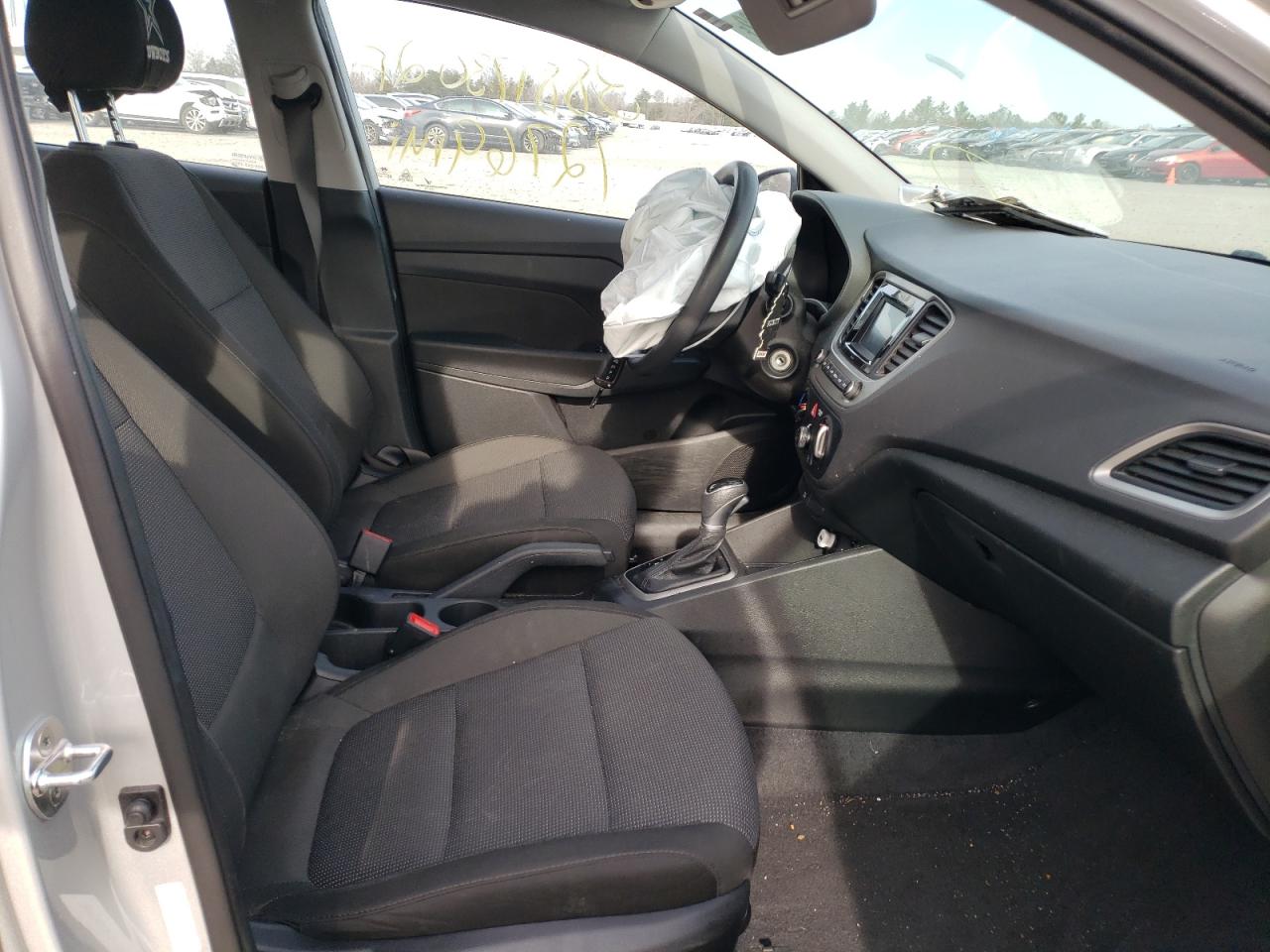 Photo 5 from auction – 2019 HYUNDAI ACCENT SE with VIN 3KPC24A39KE070890