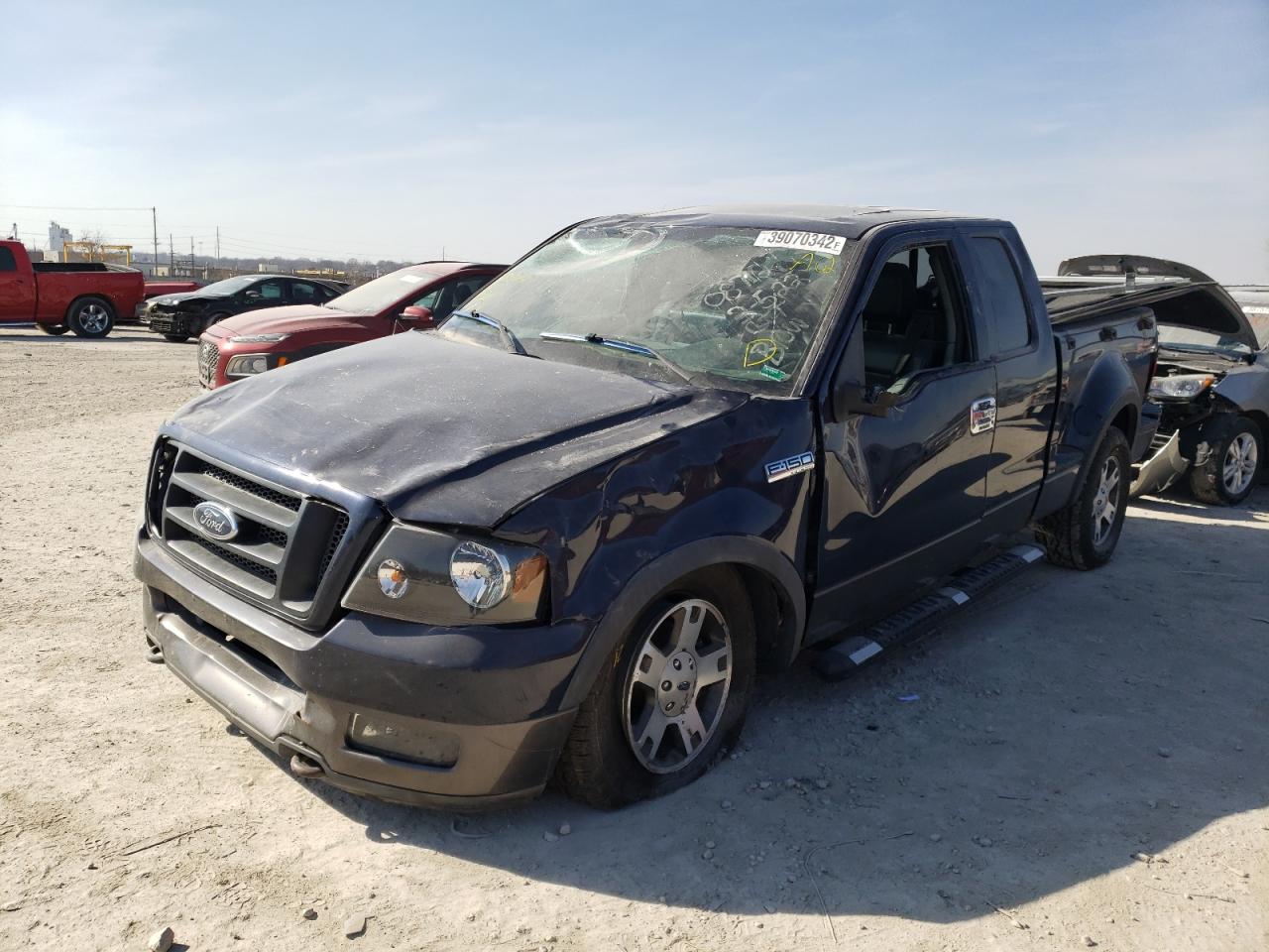 Photo 2 from auction – 2005 FORD F150 with VIN 1FTPX04555KB71404
