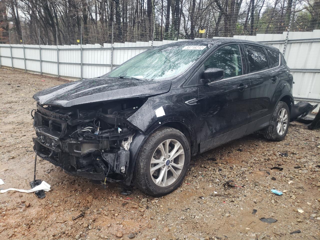 Photo 2 from auction – 2017 FORD ESCAPE SE with VIN 1FMCU0G93HUB04844