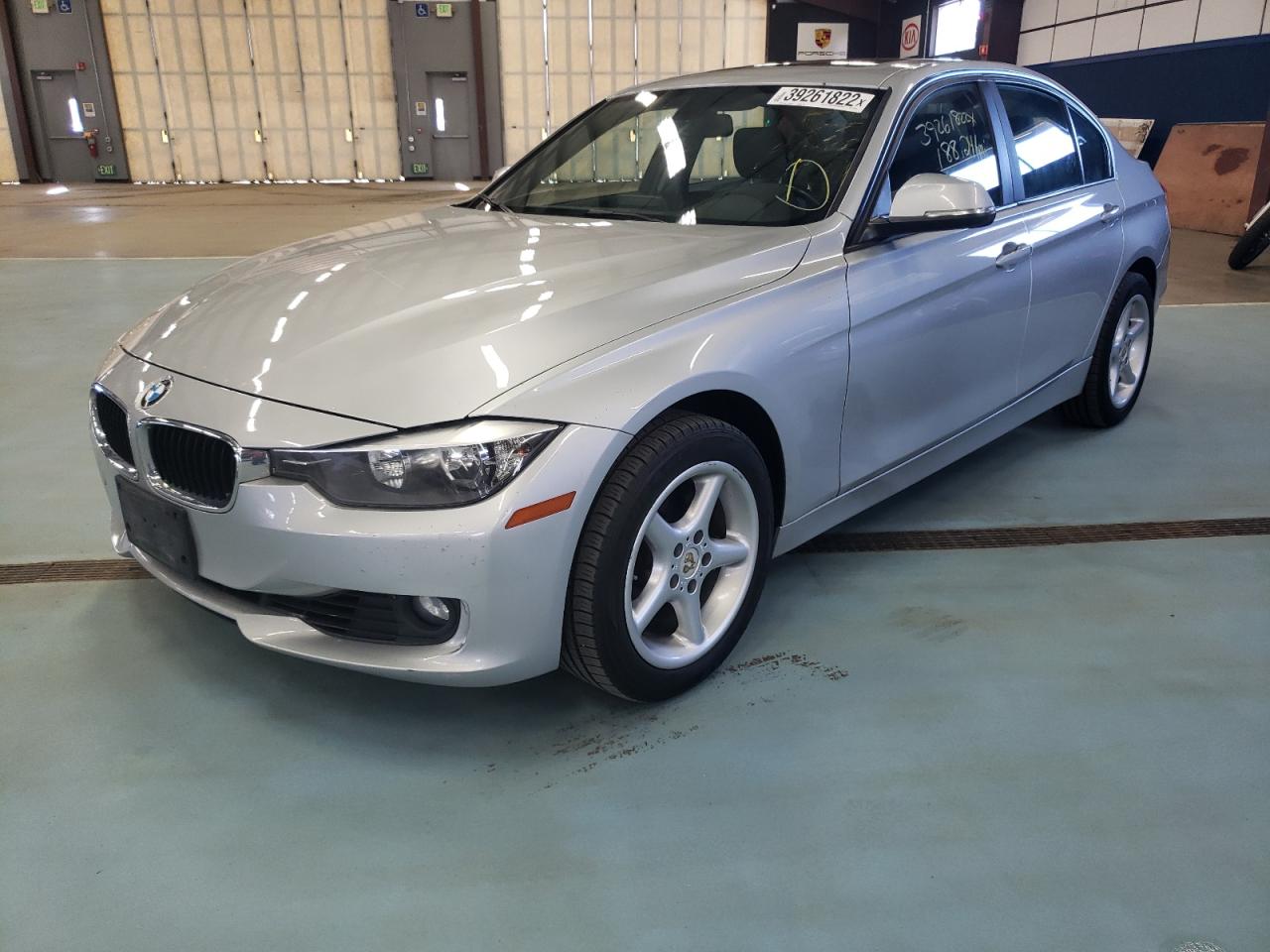 Photo 2 from auction – 2012 BMW 328 I with VIN WBA3A5C54CFJ89636