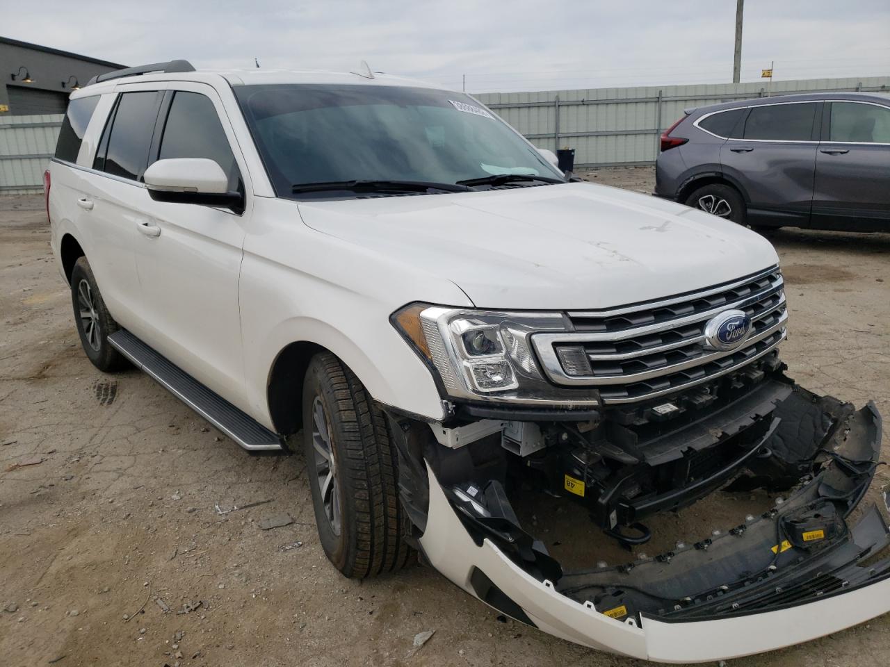 FORD EXPEDITION 2019 with VIN 1FMJU1JT6KEA13201 - Photo from auction