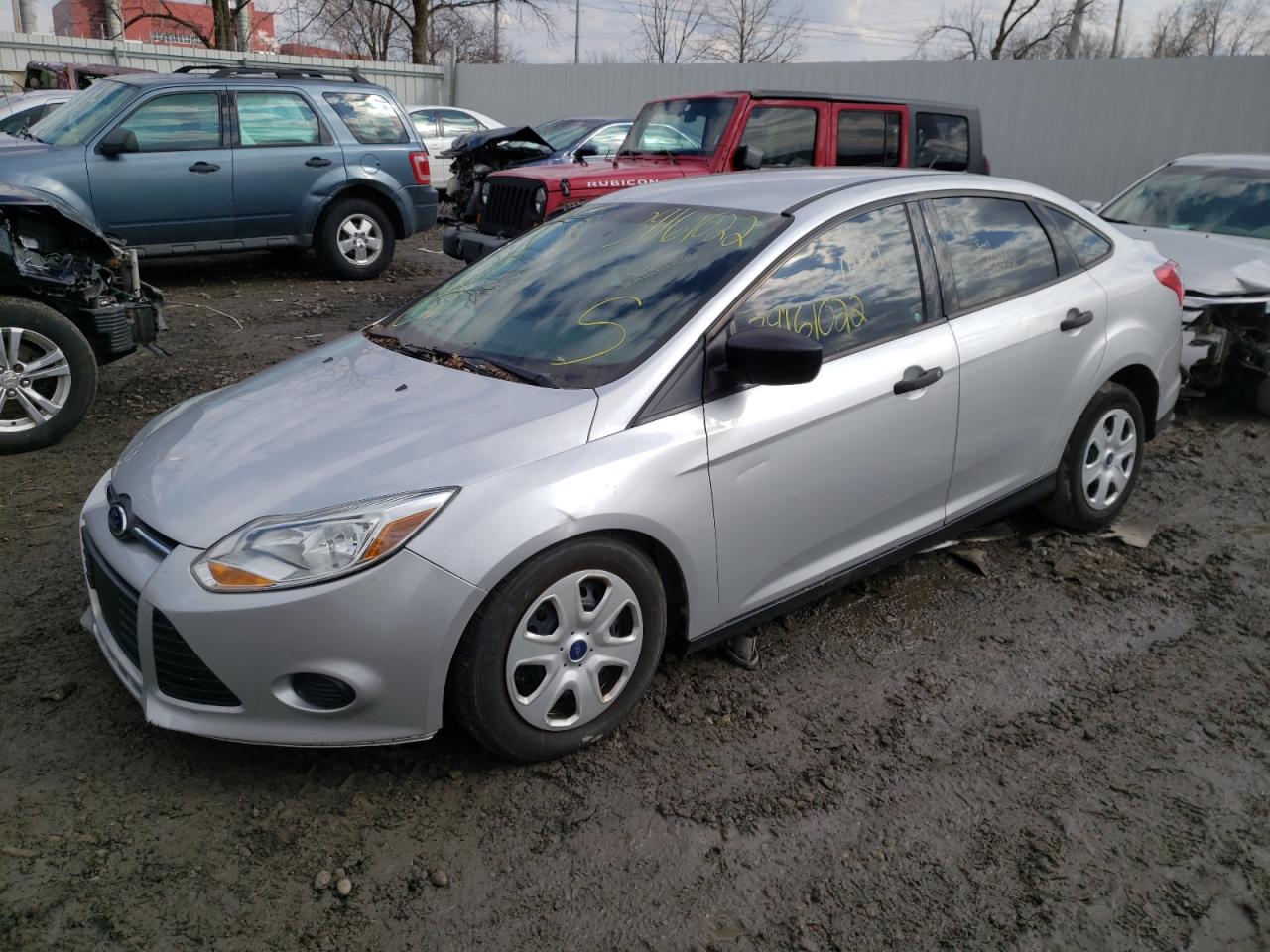 Photo 2 from auction – 2014 FORD FOCUS S with VIN 1FADP3E22EL390037