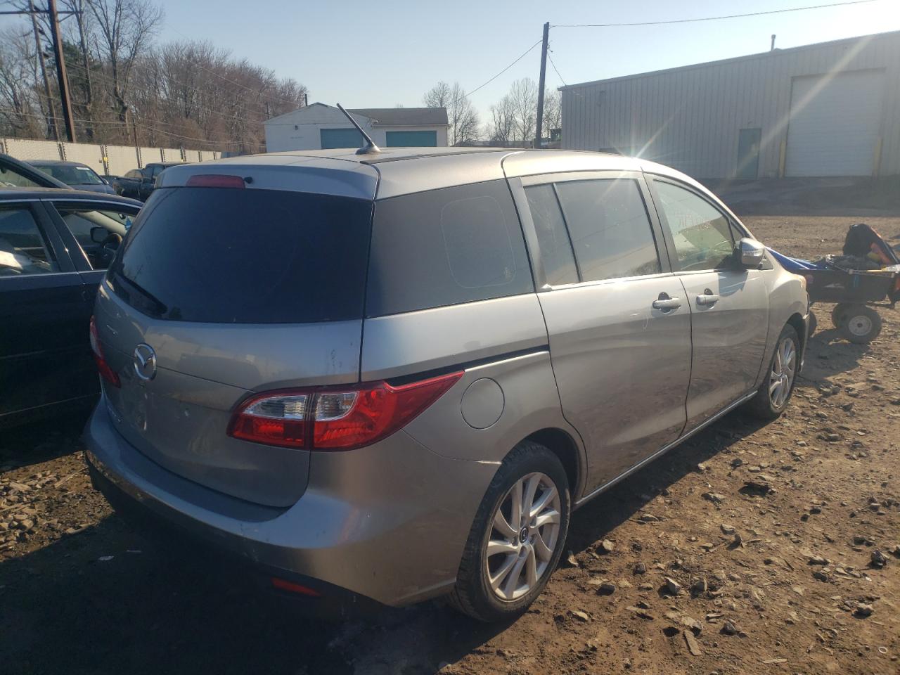 Photo 4 from auction – 2014 MAZDA 5 SPORT with VIN JM1CW2BL0E0165102