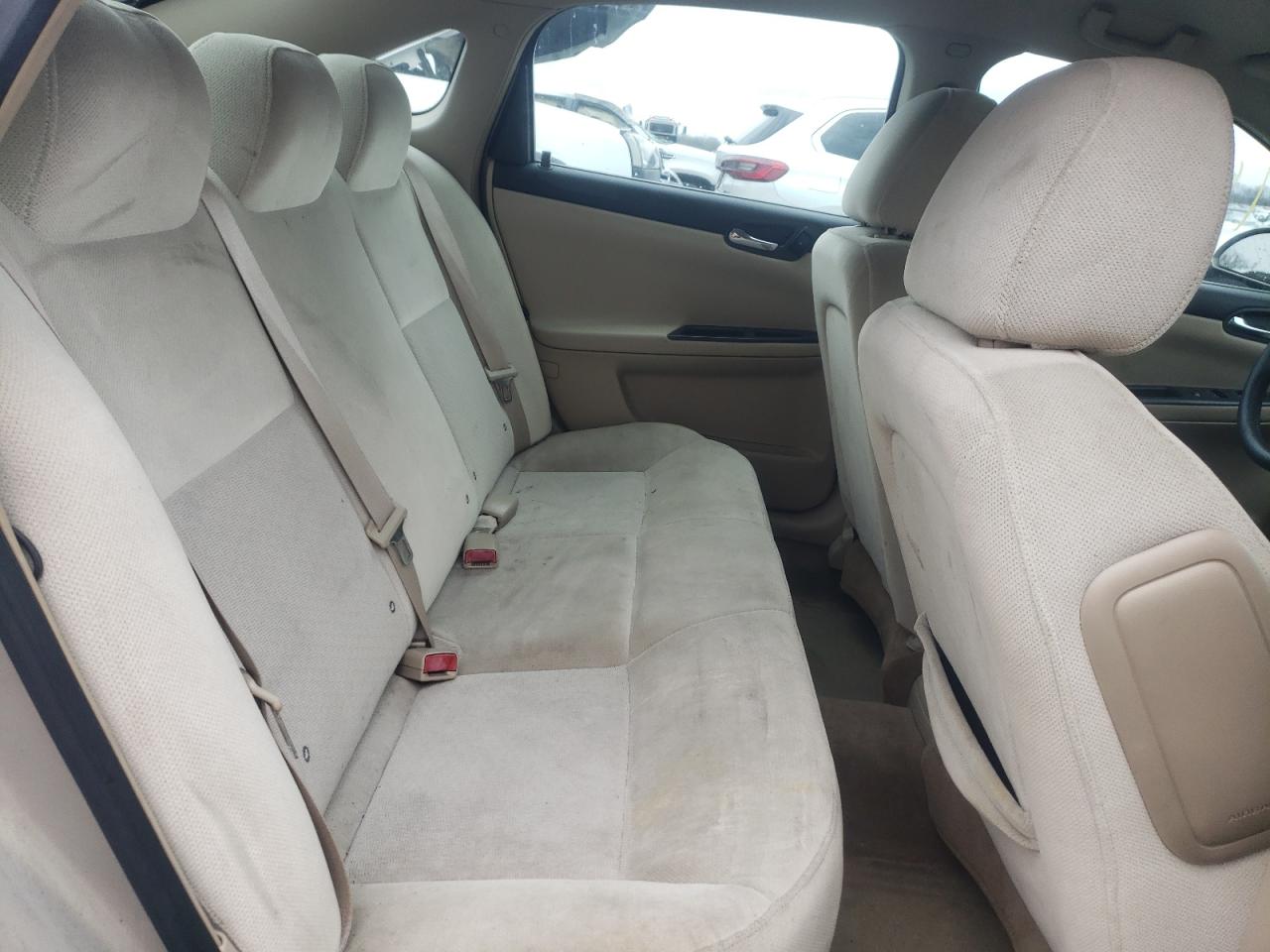 Photo 6 from auction – 2010 CHEVROLET IMPALA LS with VIN 2G1WA5EK2A1136076