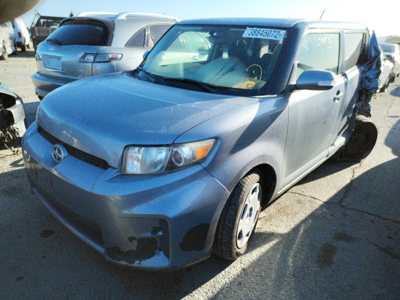 Photo 2 from auction – 2012 TOYOTA SCION with VIN JTLZE4FE1CJ013426