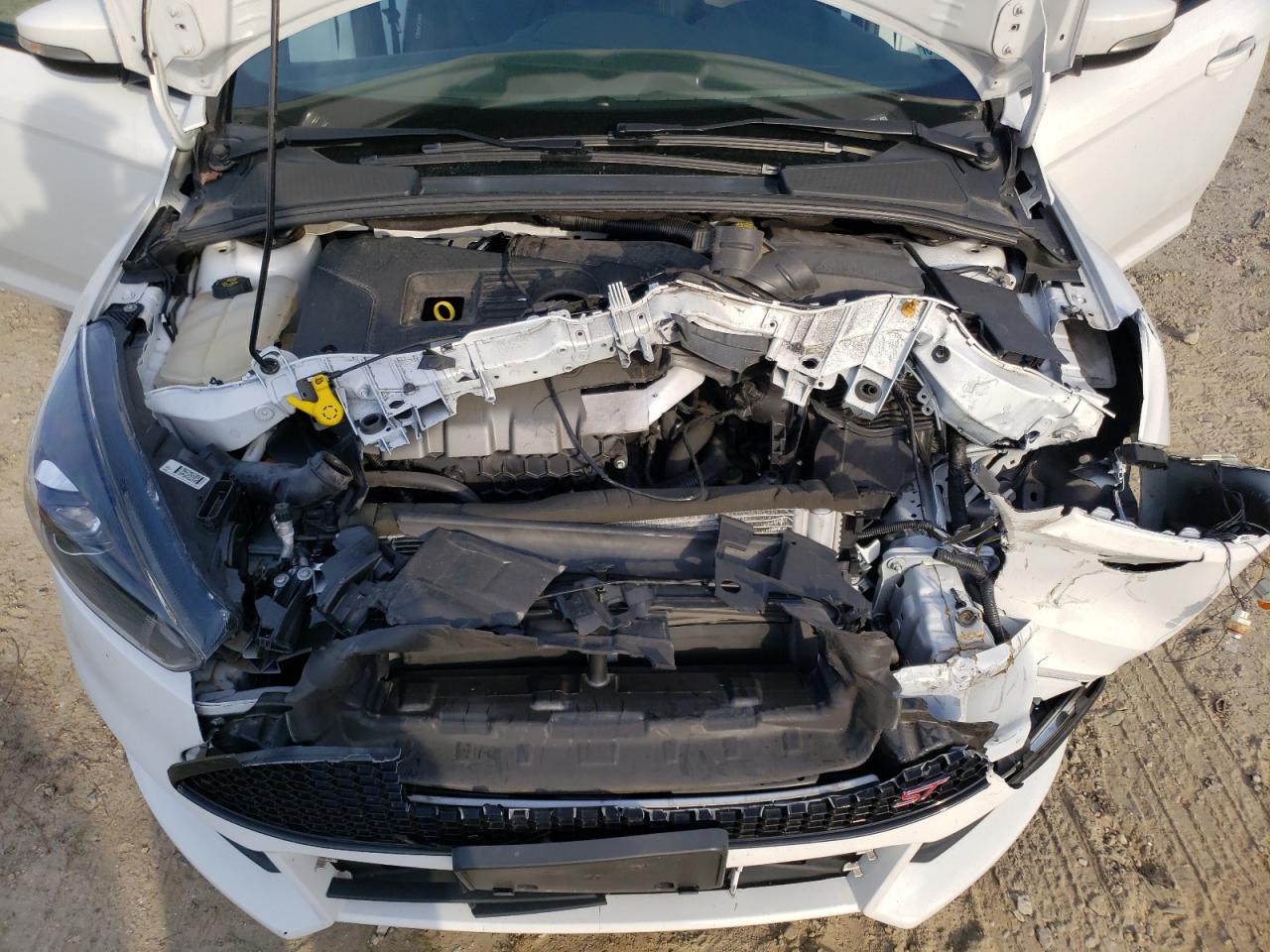 Photo 7 from auction – 2018 FORD FOCUS ST with VIN 1FADP3L95JL285325