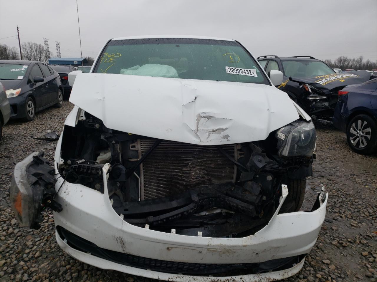 Photo 9 from auction – 2015 DODGE GRAND CARA with VIN 2C4RDGEG9FR574671