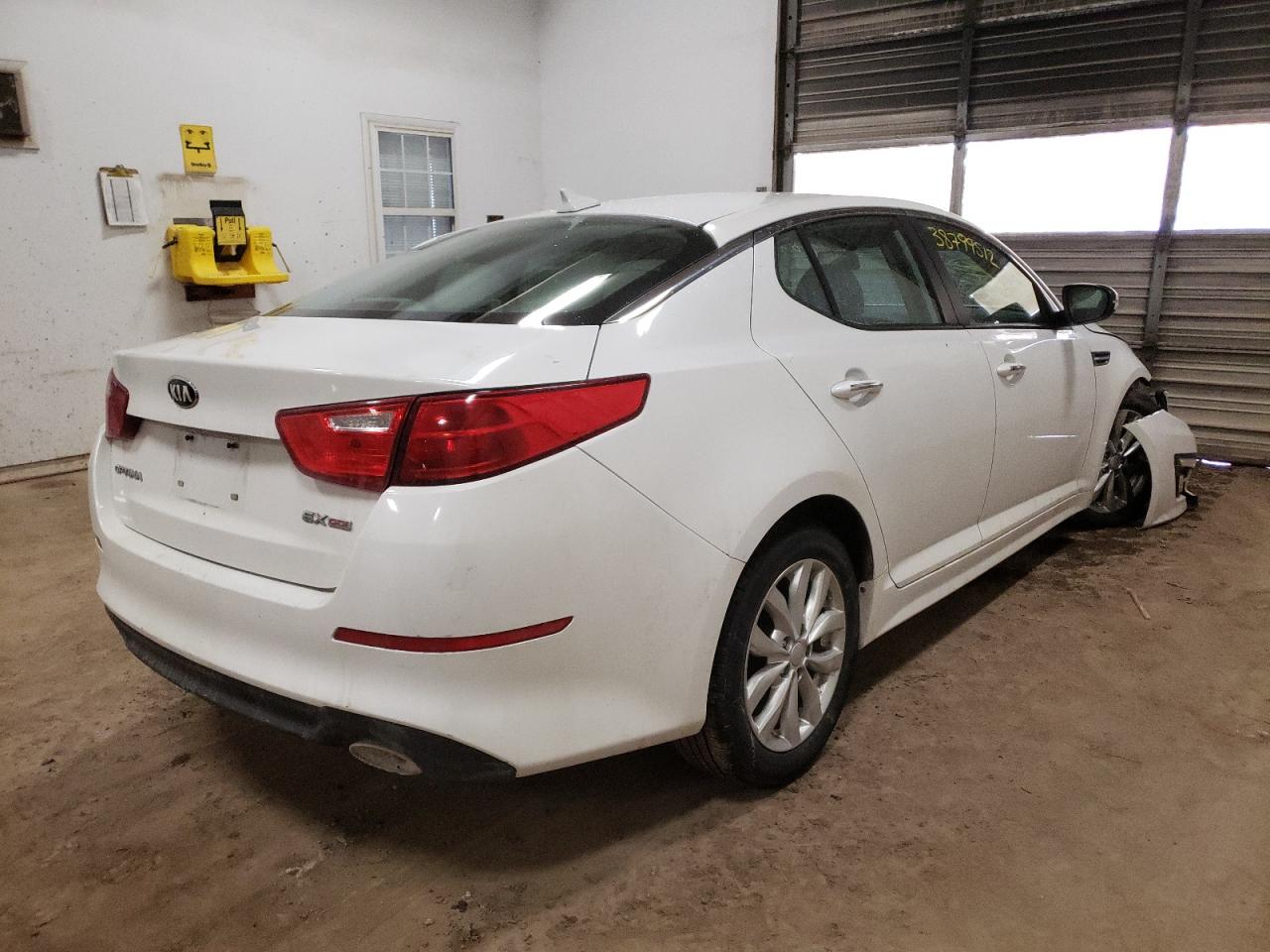 صورة رقم 4 من المزاد - 2015 KIA OPTIMA EX مع VIN 5XXGN4A72FG369498