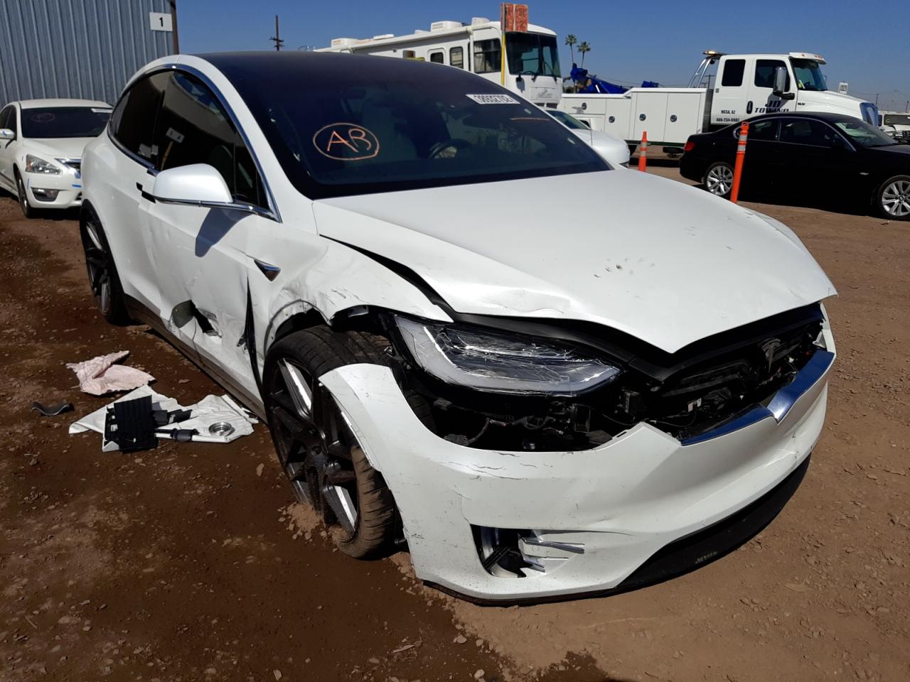 TESLA MODEL X 2016 with VIN 5YJXCBE21GF034312 - Photo from auction