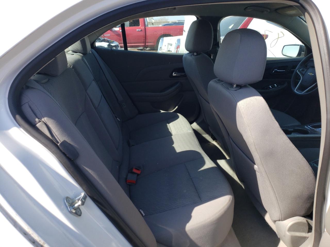Photo 6 from auction – 2013 CHEVROLET MALIBU LS with VIN 1G11B5SA4DF235353