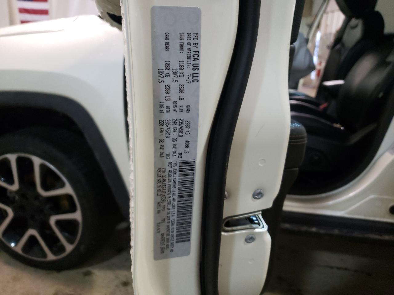 Photo 10 from auction – 2018 JEEP COMPASS LI with VIN 3C4NJDCB4JT145201