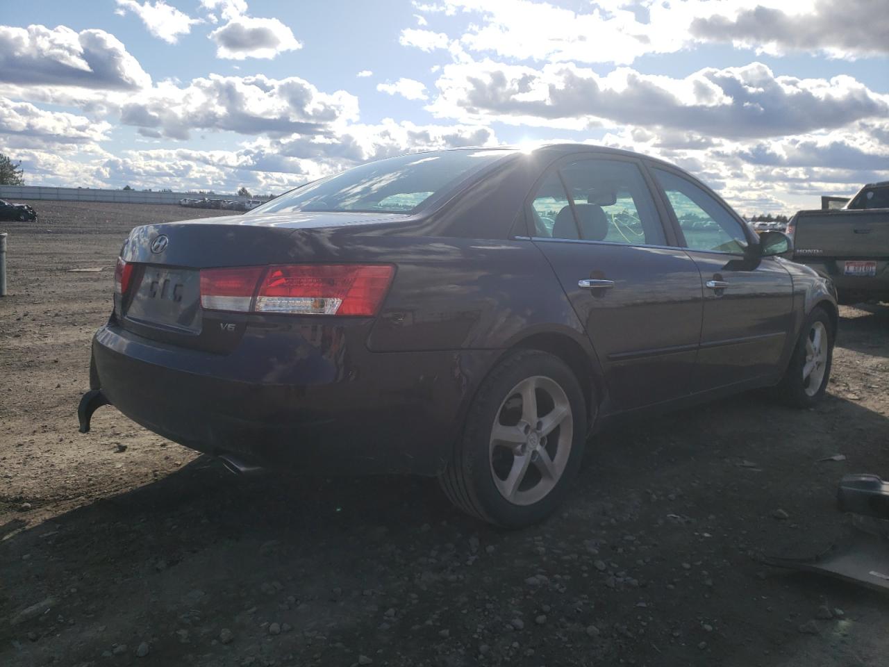 Photo 4 from auction – 2006 HYUNDAI SONATA with VIN 5NPEU46F86H032686