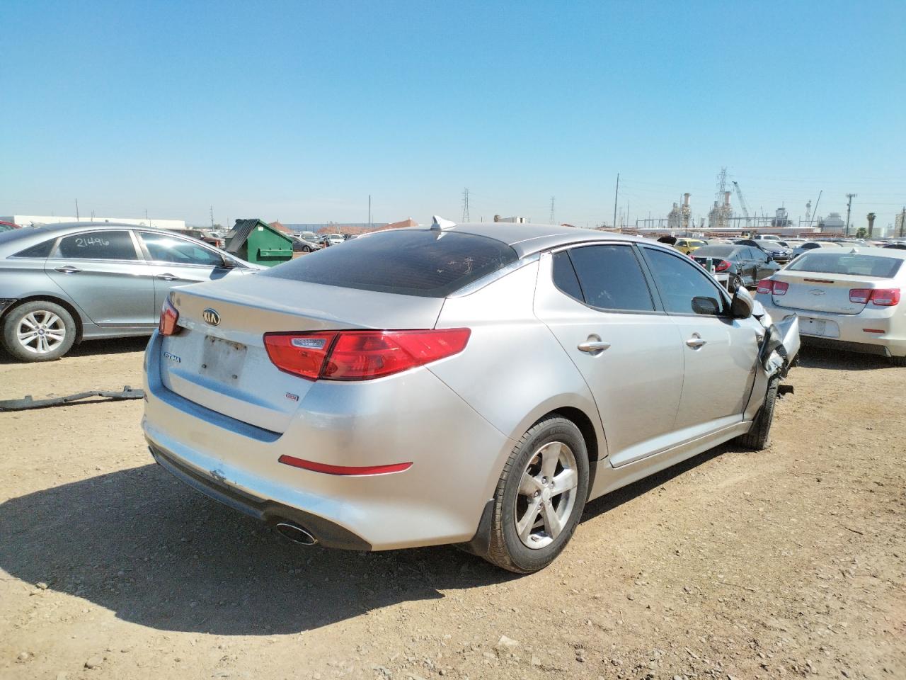 Photo 4 from auction – 2015 KIA OPTIMA LX with VIN 5XXGM4A73FG404231