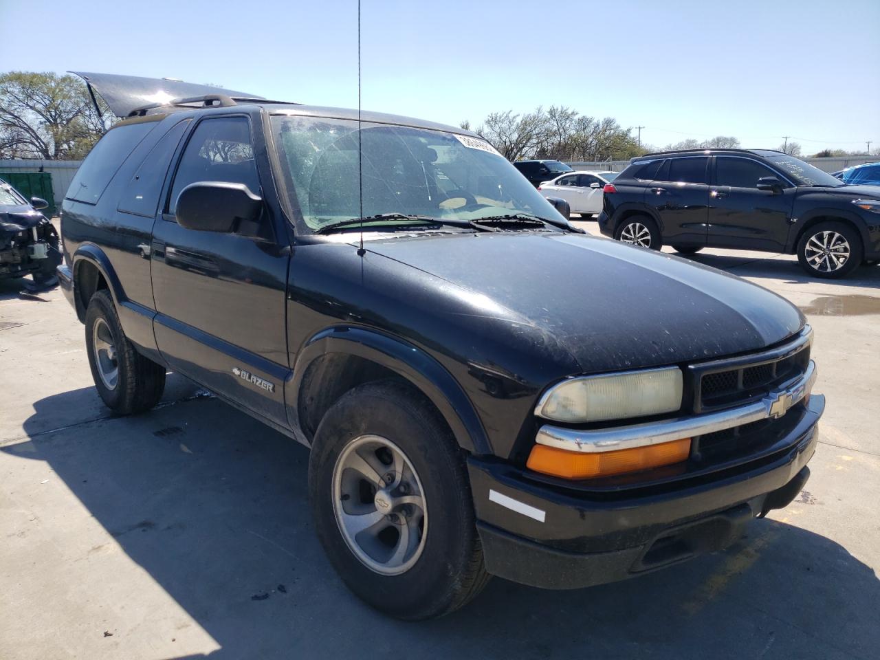 CHEVROLET BLAZER 2003 with VIN 1GNCS18X13K176862 - Photo from auction