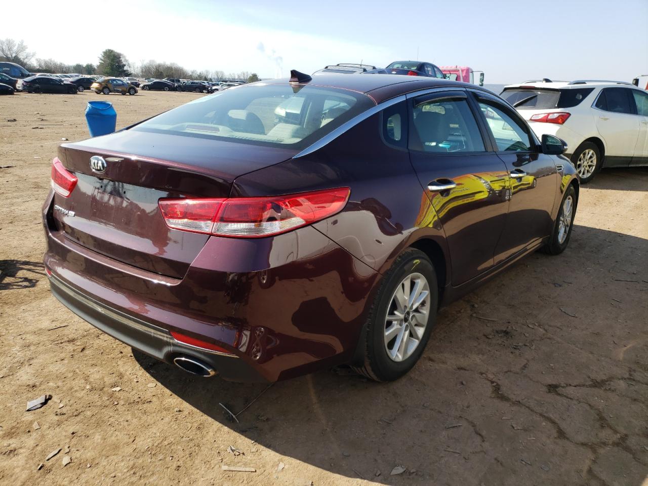 Photo 4 from auction – 2016 KIA OPTIMA LX with VIN 5XXGT4L34GG003463