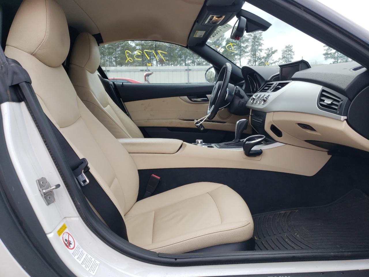Photo 5 from auction – 2009 BMW Z4 SDRIVE3 with VIN WBALM53559E160667