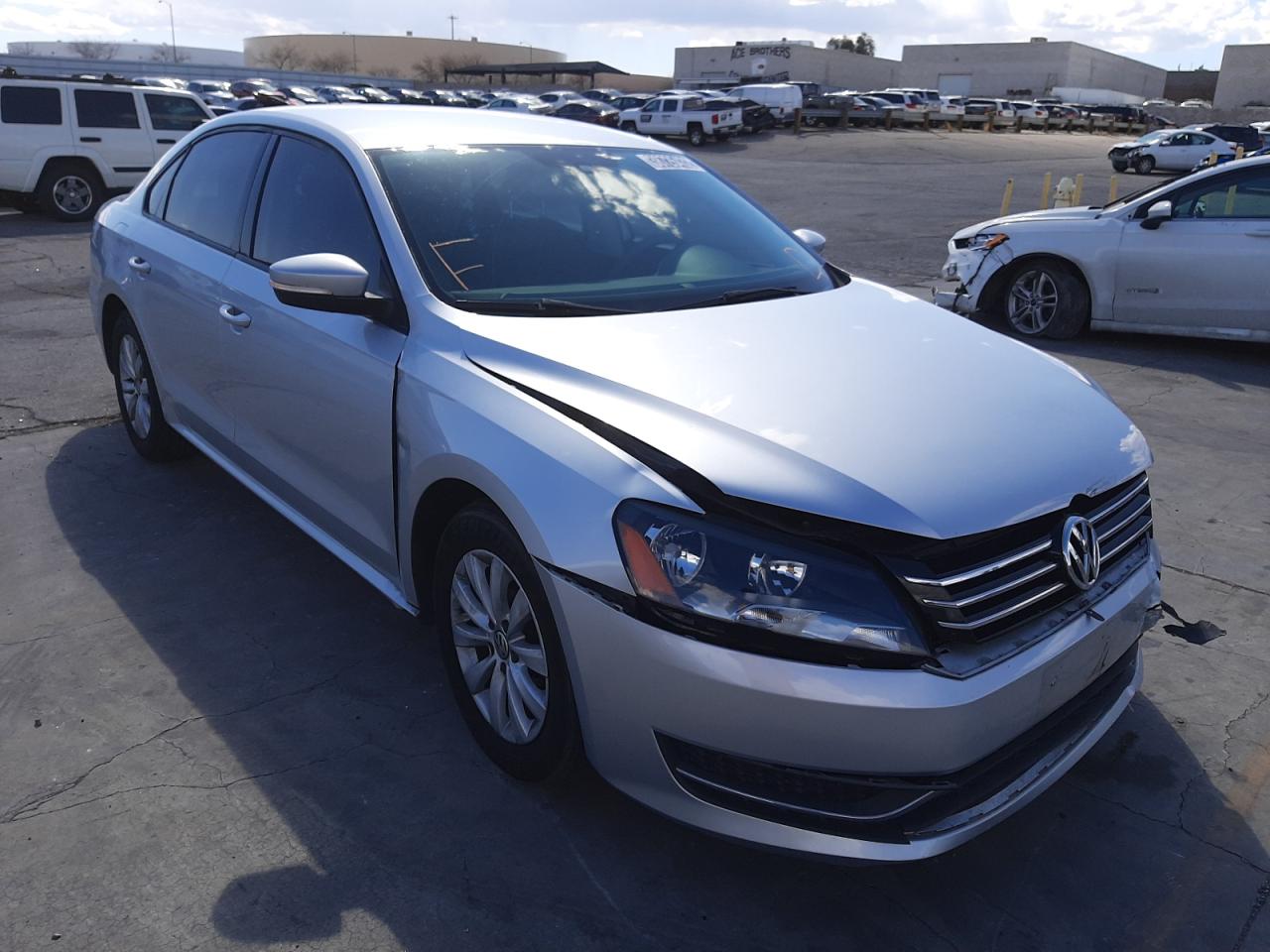 VOLKSWAGEN PASSAT S 2013 with VIN 1VWAP7A3XDC104501 - Photo from auction