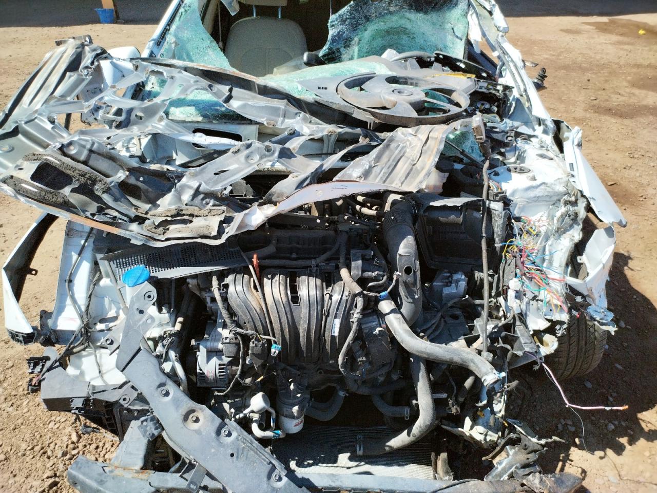 Photo 7 from auction – 2016 HYUNDAI SONATA SE with VIN 5NPE24AF9GH407497