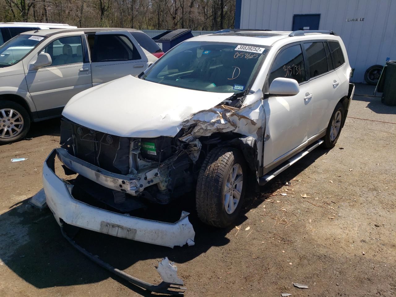 صورة رقم 2 من المزاد - 2012 TOYOTA HIGHLANDER مع VIN 5TDZK3EH6CS058651