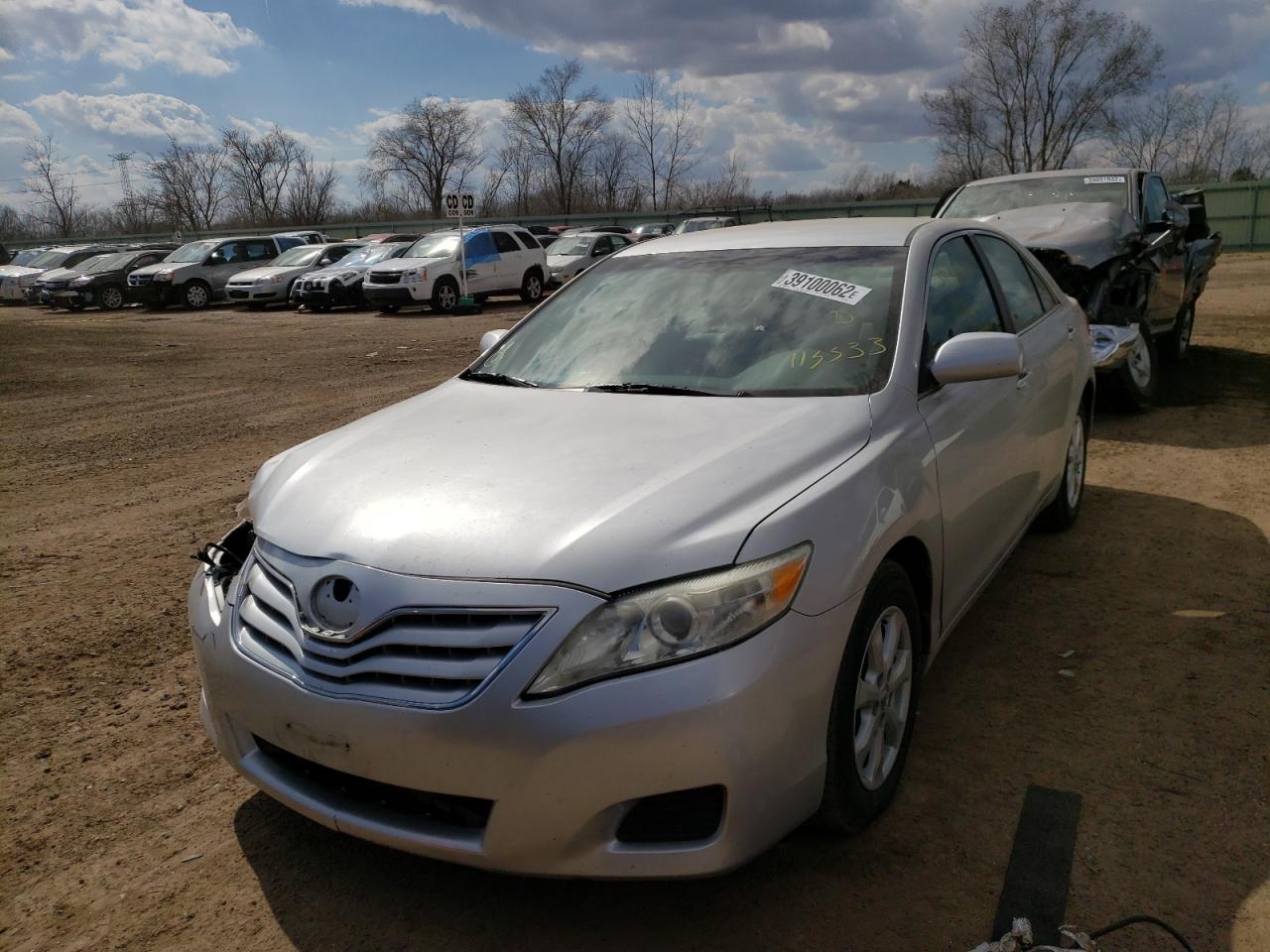 Photo 2 from auction – 2011 TOYOTA CAMRY BASE with VIN 4T4BF3EK5BR115533