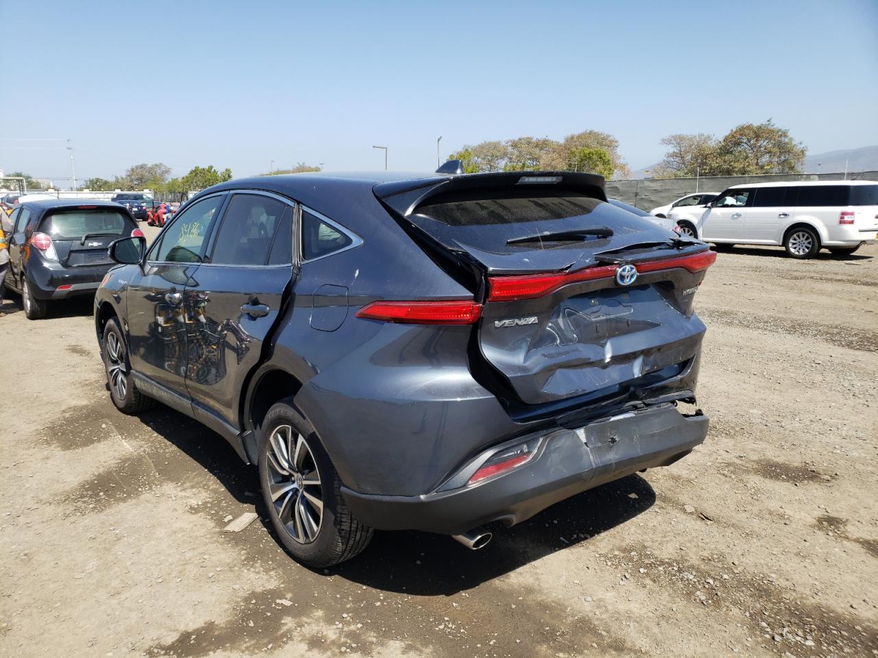 Photo 3 from auction – 2021 TOYOTA VENZA LE with VIN JTEAAAAH9MJ035238