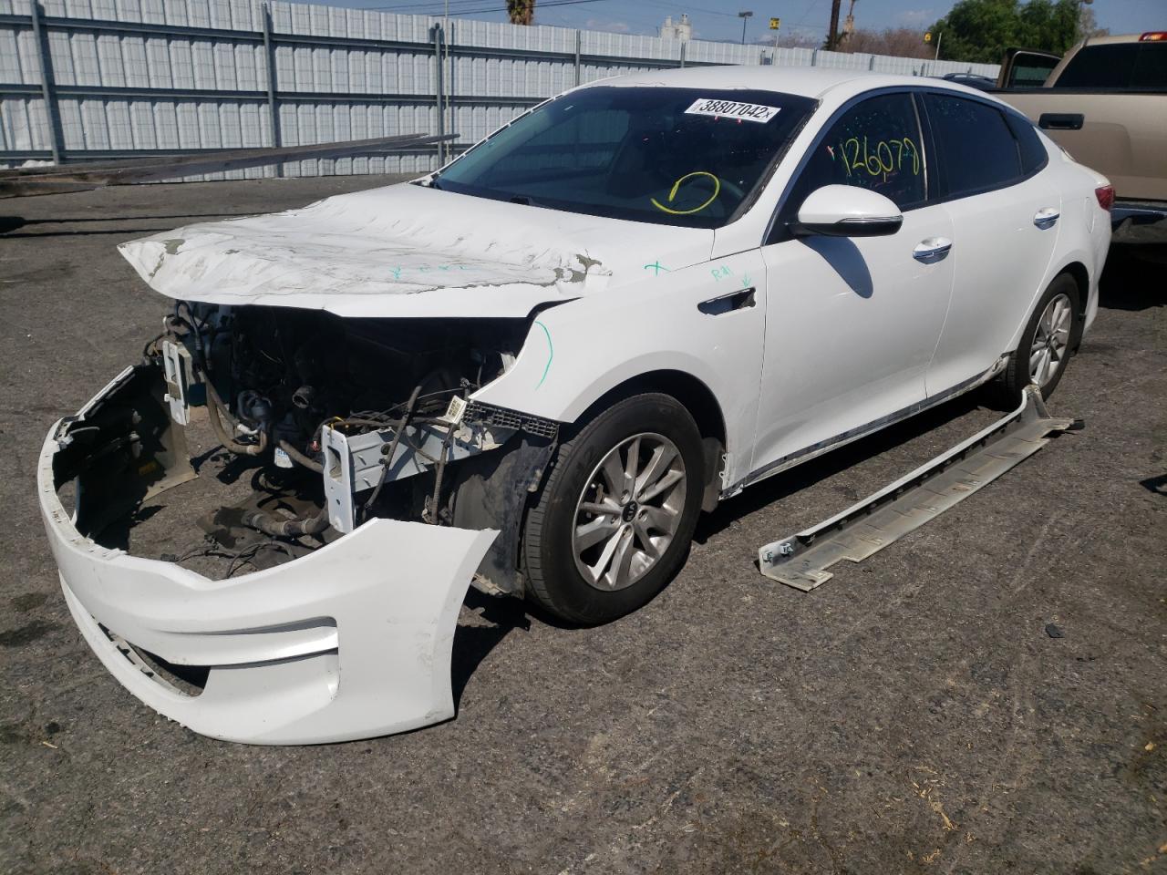 Photo 2 from auction – 2016 KIA OPTIMA LX with VIN 5XXGT4L31GG058680