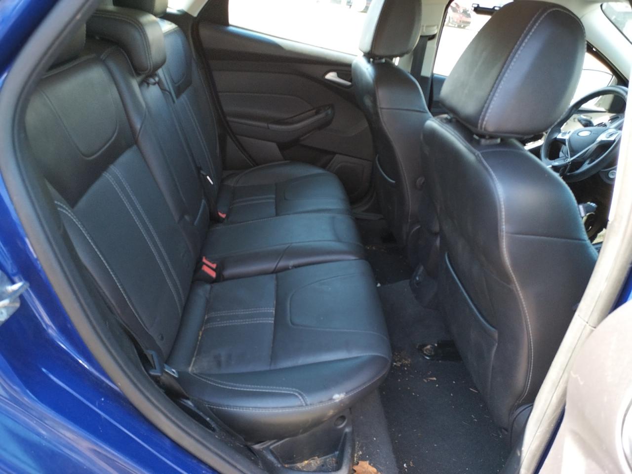 Photo 6 from auction – 2014 FORD FOCUS SE with VIN 1FADP3K2XEL302856