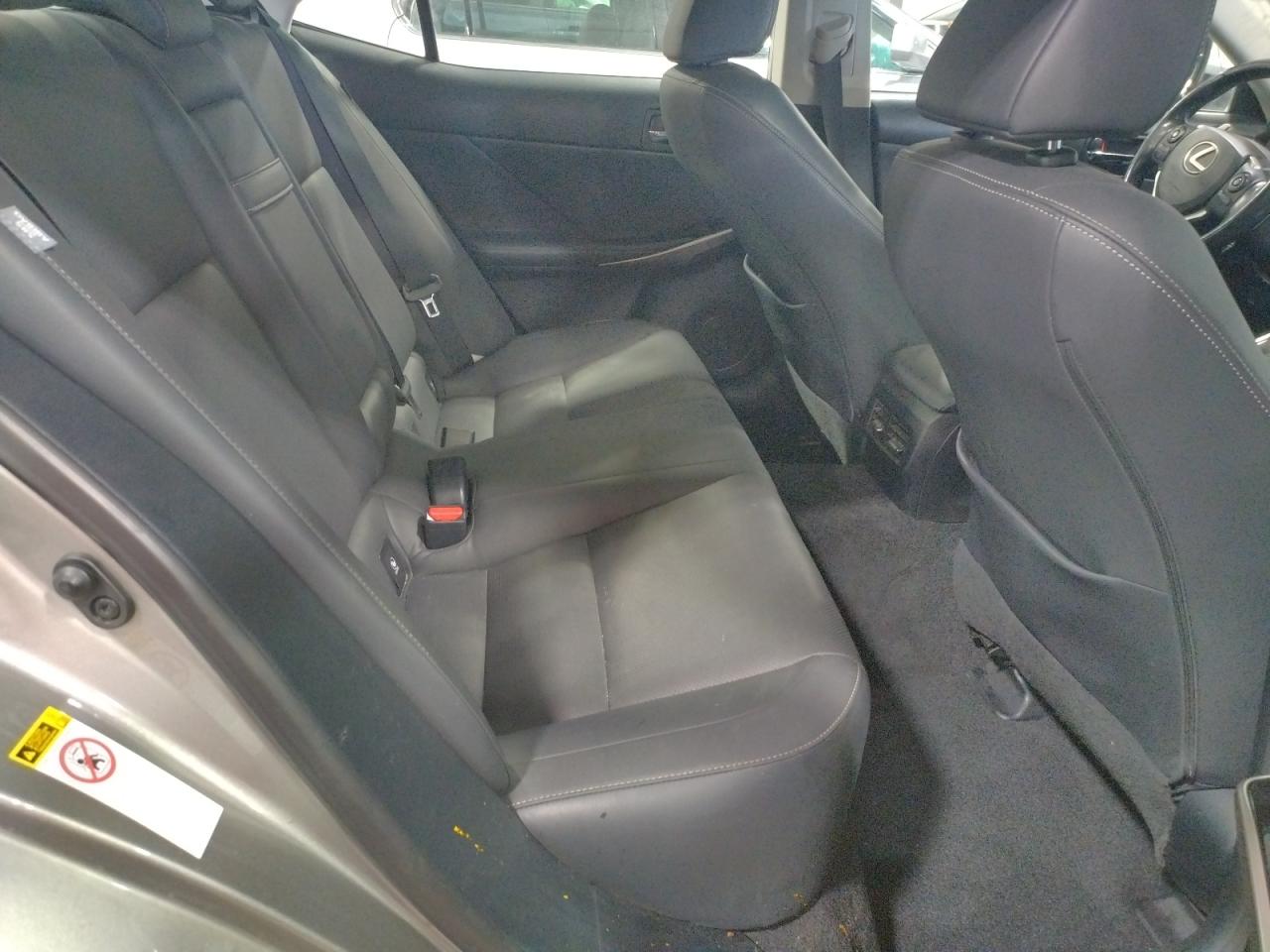 Photo 6 from auction – 2015 LEXUS IS 250 with VIN JTHCF1D21F5023651