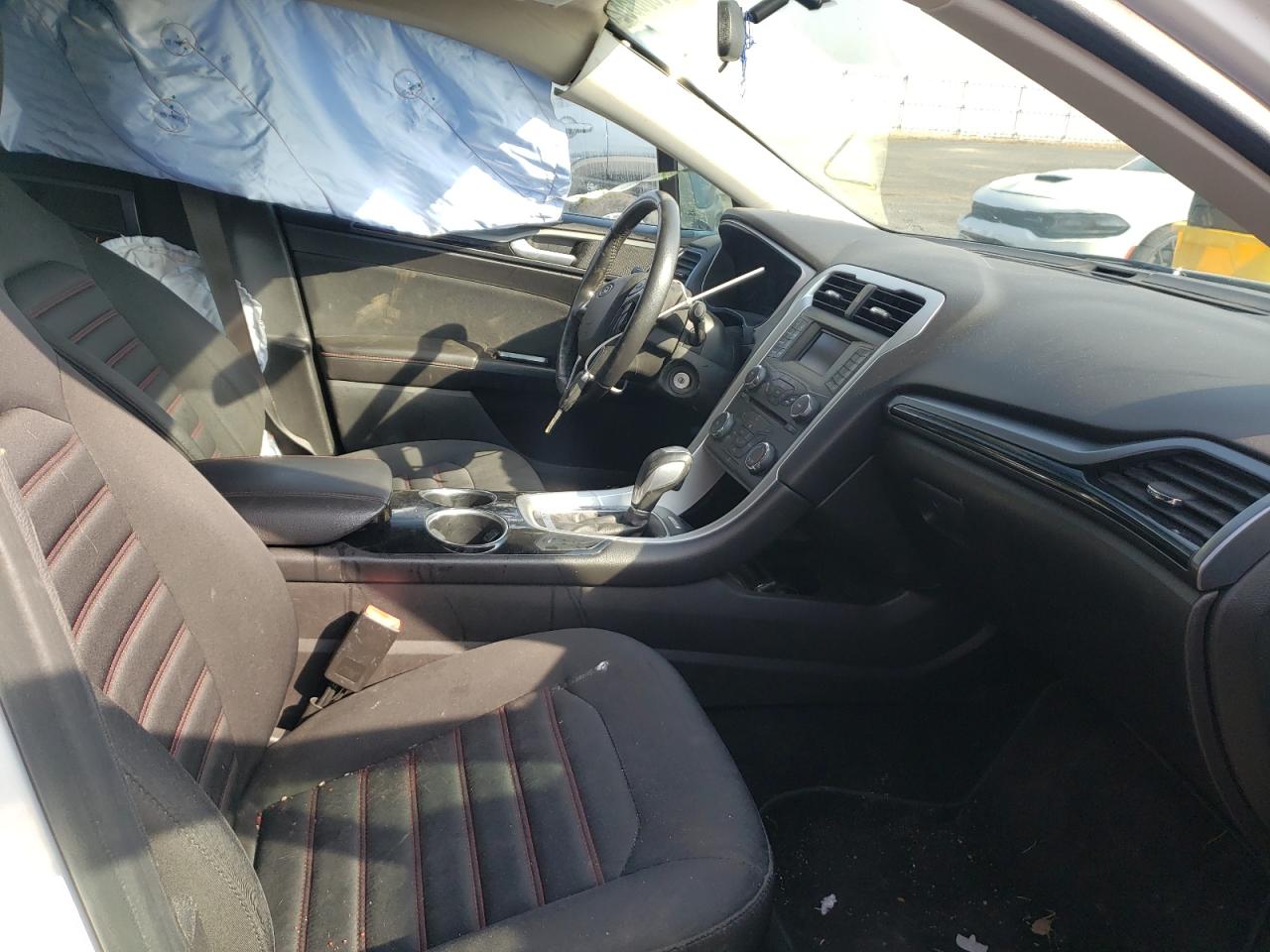 Photo 5 from auction – 2013 FORD FUSION SE with VIN 3FA6P0HR7DR148568