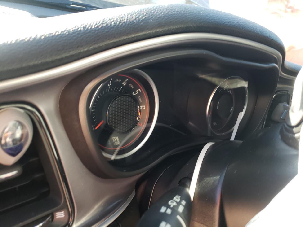 Photo 8 from auction – 2019 DODGE CHALLENGER with VIN 2C3CDZKG8KH544779