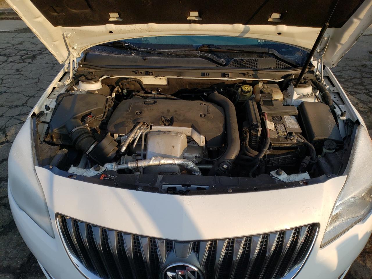 Photo 7 from auction – 2015 BUICK REGAL with VIN 2G4GK5EX9F9249564
