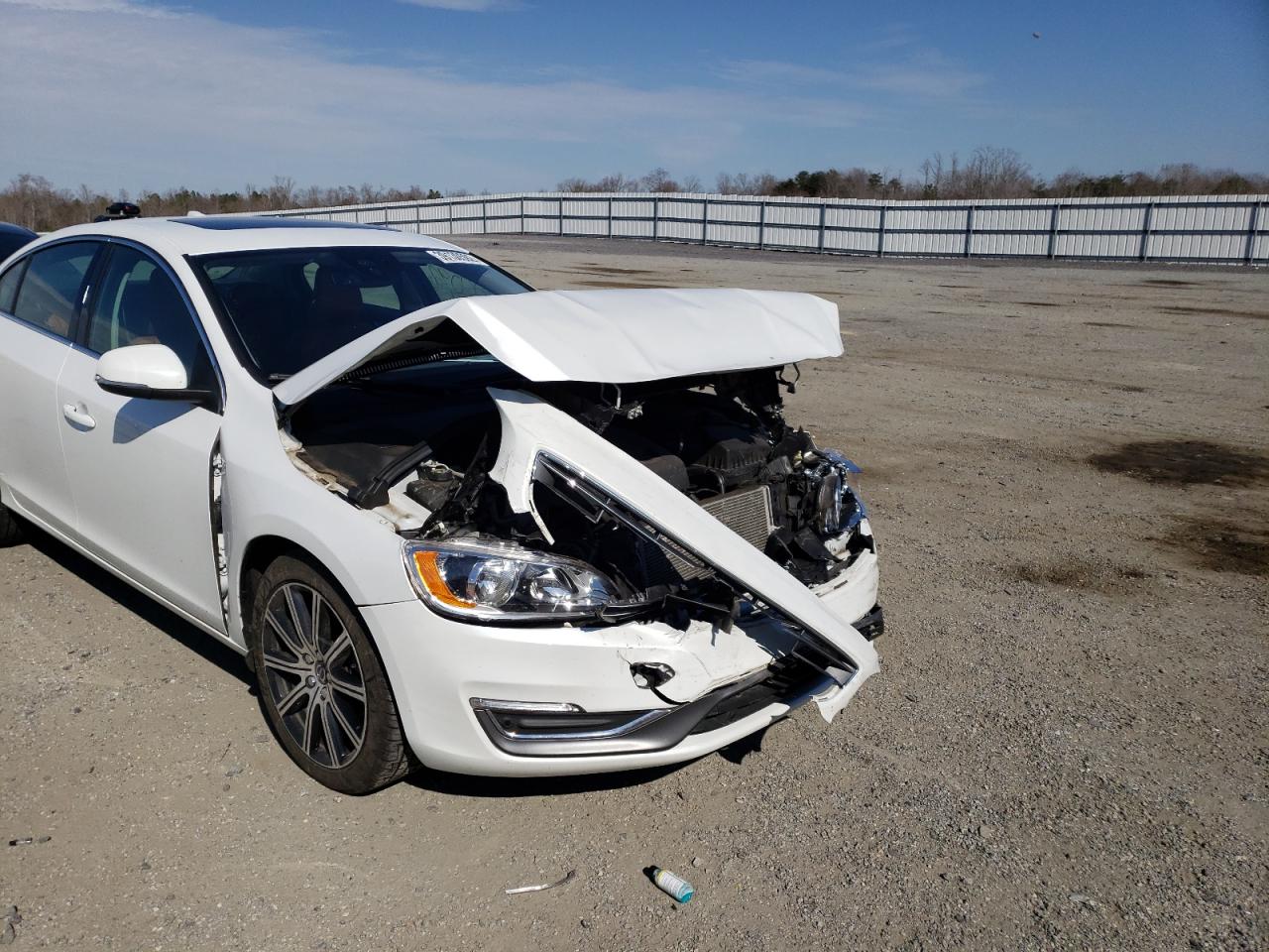 Photo 9 from auction – 2018 VOLVO S60 with VIN LYV402HK7JB173912