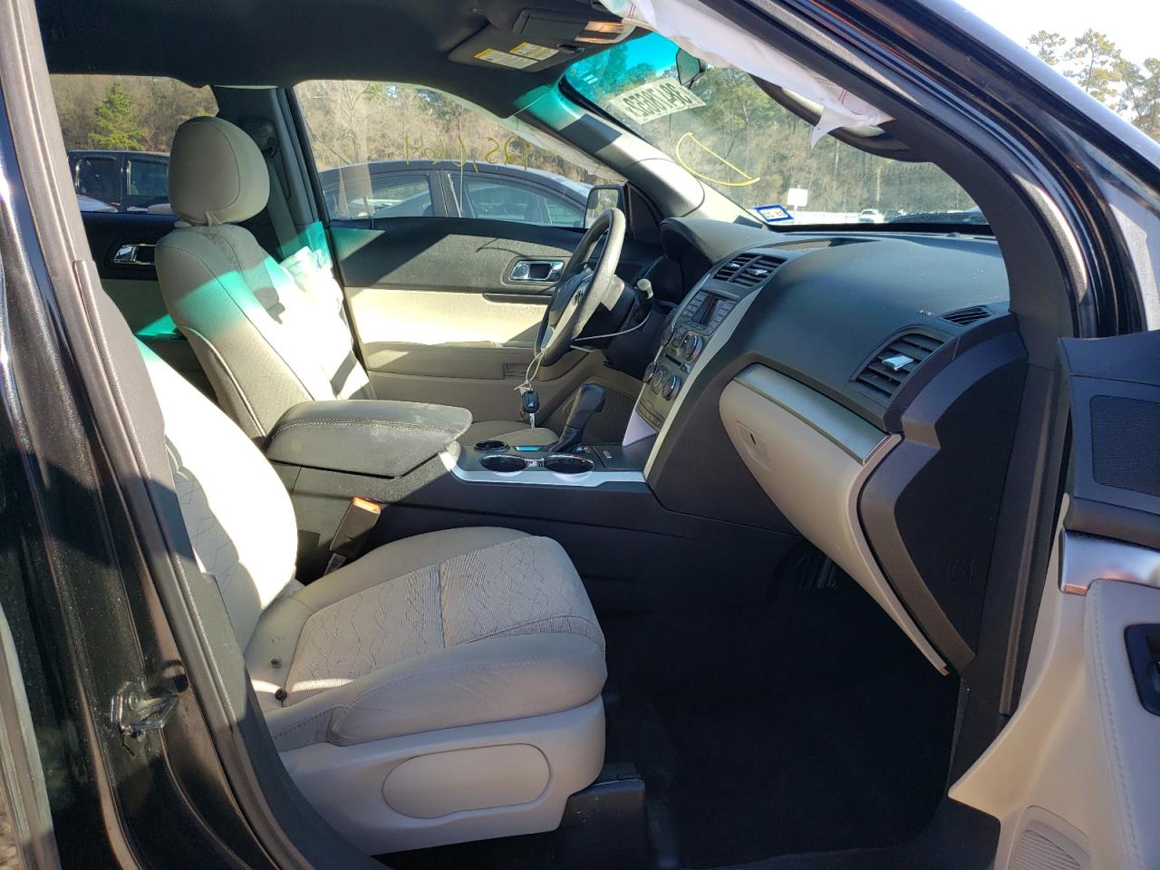 Photo 5 from auction – 2015 FORD EXPLORER with VIN 1FM5K7B80FGC24120