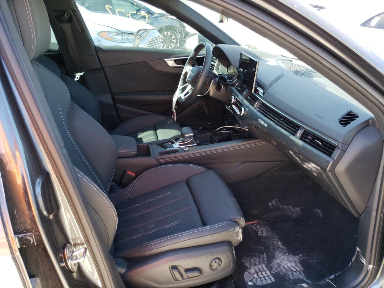 Photo 5 from auction – 2021 AUDI A4 PREMIUM with VIN WAUEAAF46MA040003