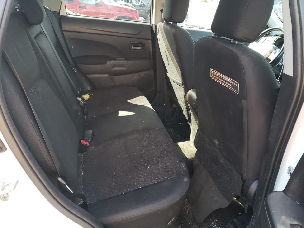 Photo 6 from auction – 2014 MITSUBISHI OUTLANDER with VIN 4A4AR4AU8EE025220