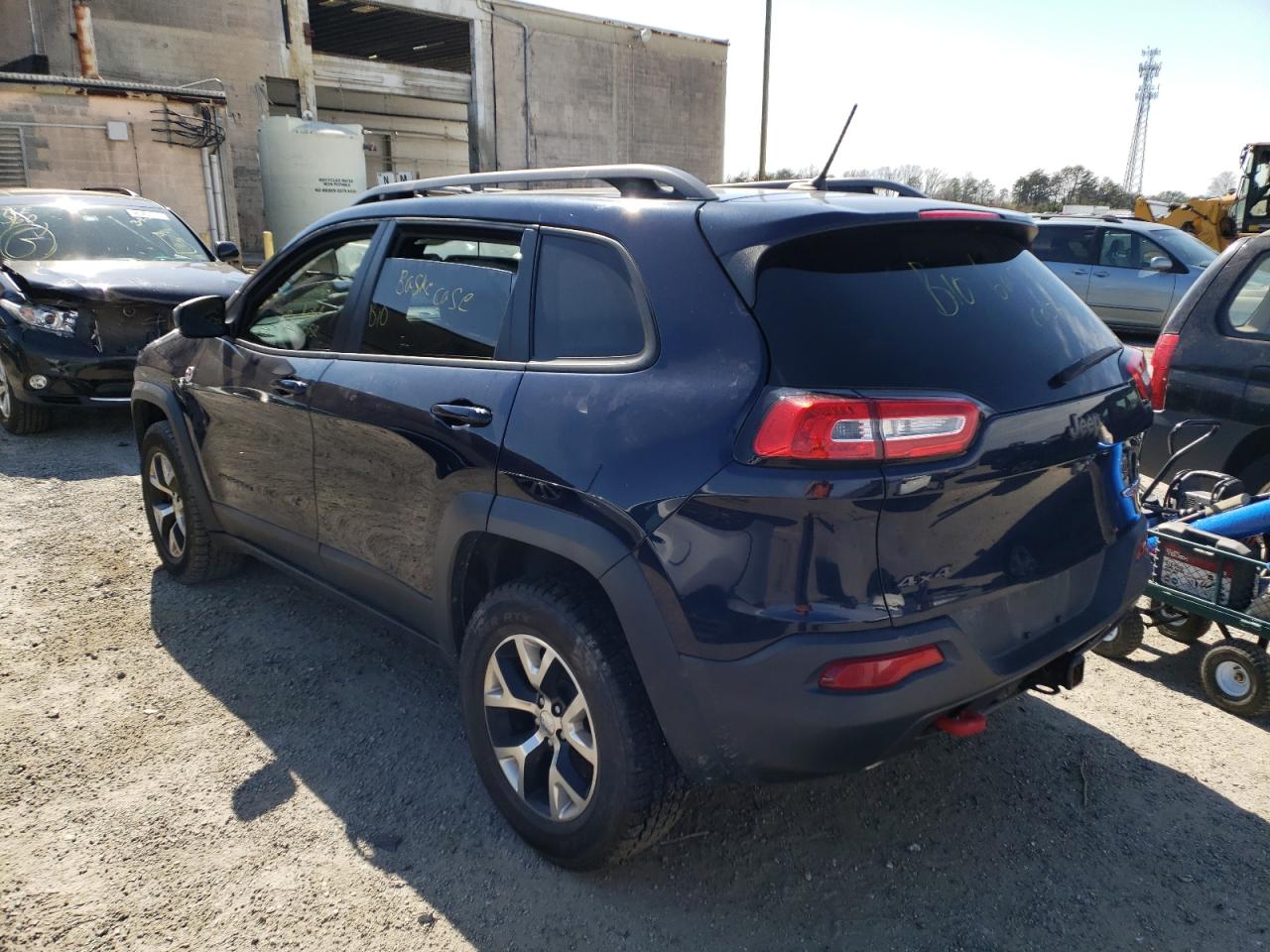 Photo 3 from auction – 2015 JEEP CHEROKEE T with VIN 1C4PJMBS1FW587610