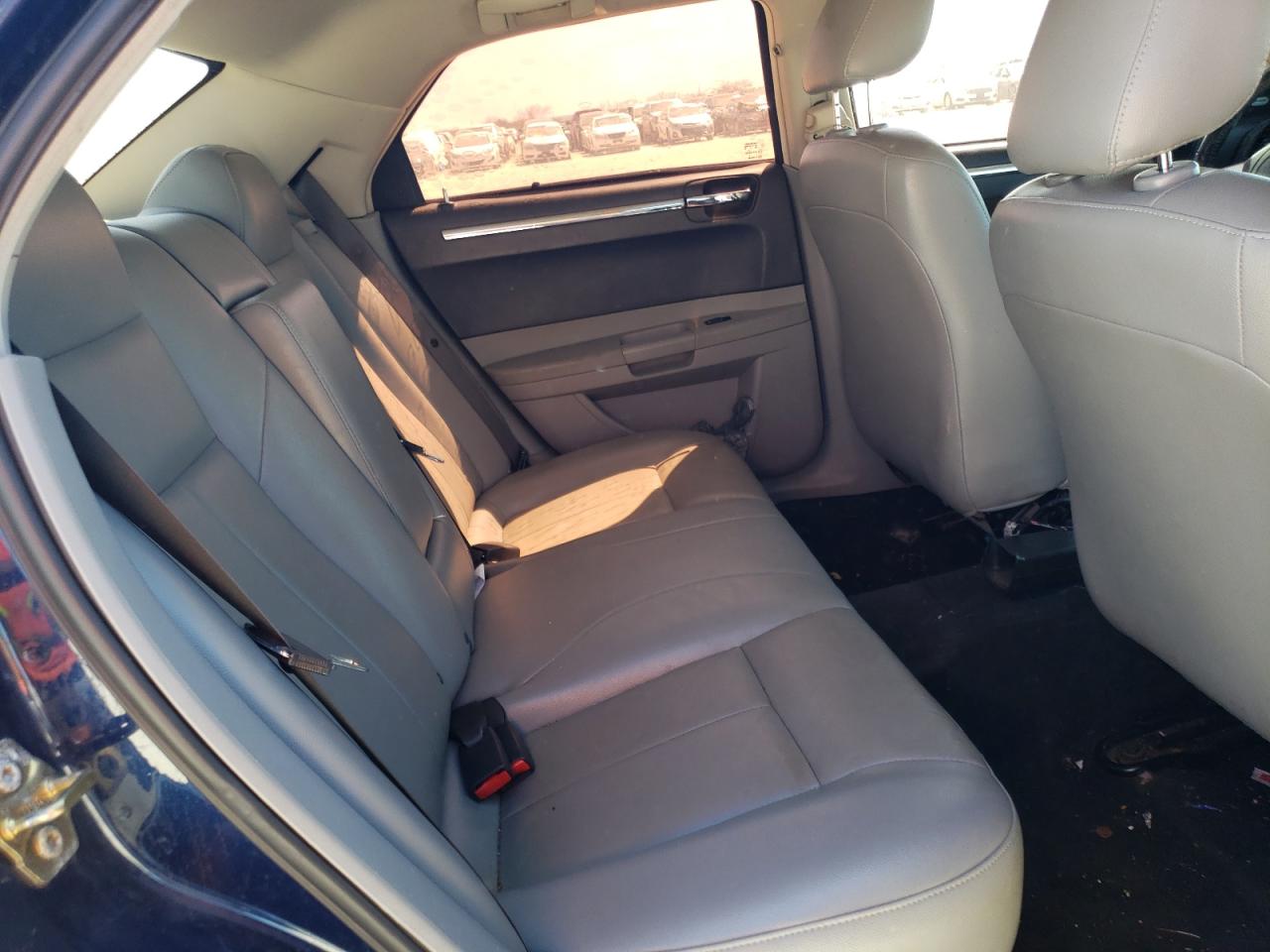 Photo 6 from auction – 2006 CHRYSLER 300 TOURIN with VIN 2C3KA53G86H477585