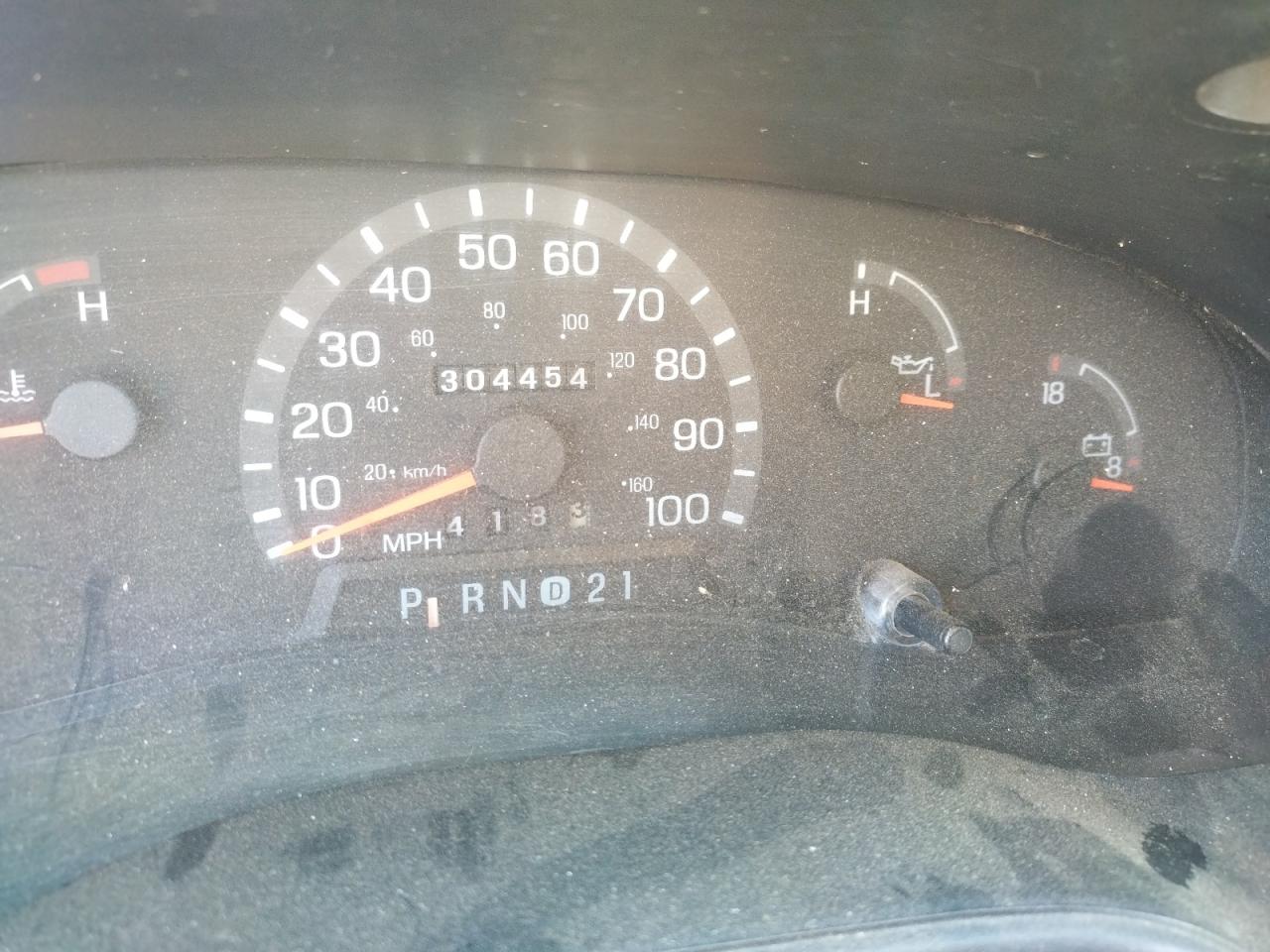 Фото 8 с аукциона – 2000 FORD ECONOLINE с VIN 1FTNS24LXYHA96037