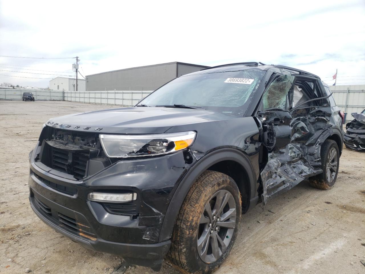 Photo 2 from auction – 2021 FORD EXPLORER X with VIN 1FMSK8DH7MGA29196