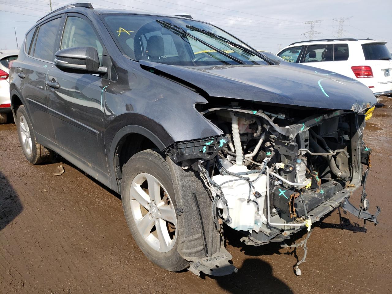 TOYOTA RAV4 XLE 2014 with VIN JTMWFREV2ED027203 - Photo from auction