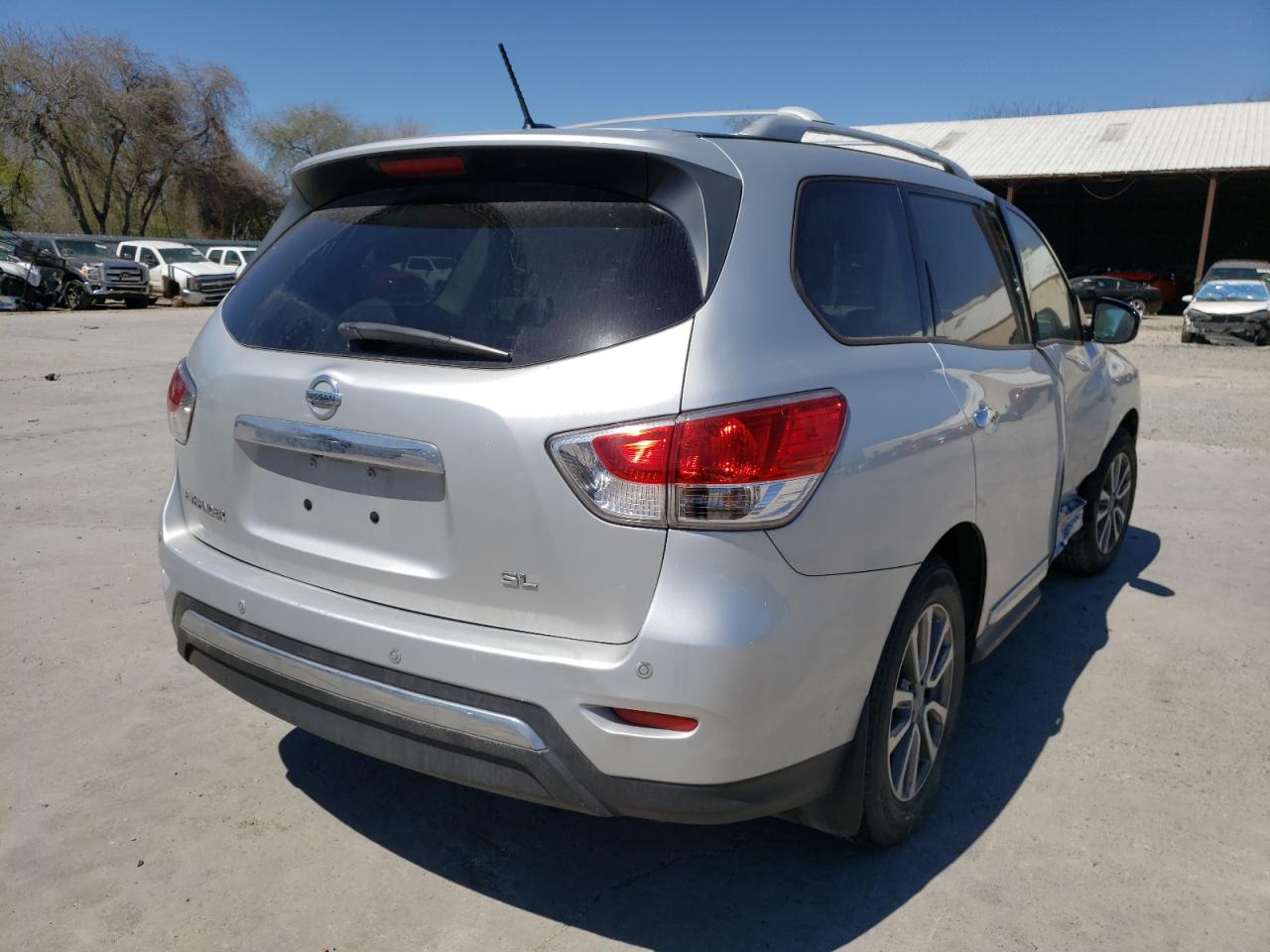 Photo 4 from auction – 2014 NISSAN PATHFINDER with VIN 5N1AR2MN5EC714364
