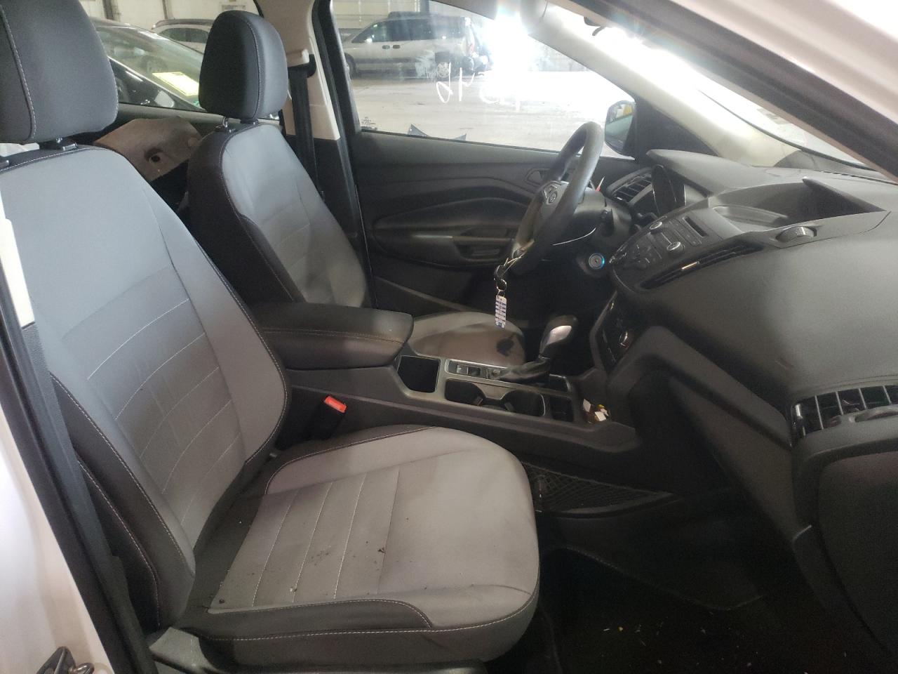 Photo 5 from auction – 2017 FORD ESCAPE S with VIN 1FMCU0F73HUD28986