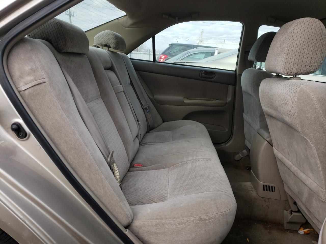Photo 6 from auction – 2003 TOYOTA CAMRY LE with VIN 4T1BE32K23U775435