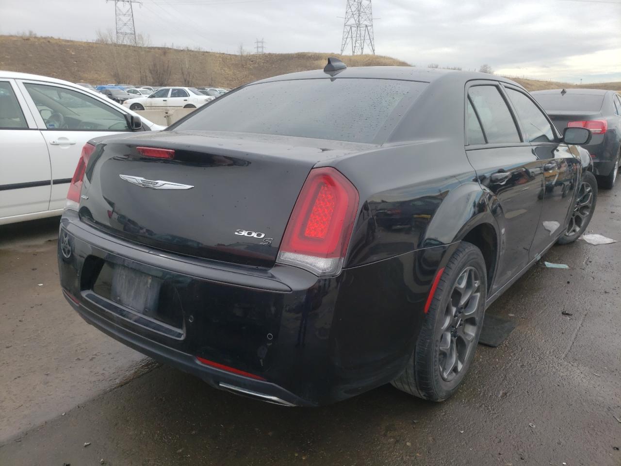 Photo 4 from auction – 2018 CHRYSLER 300 S with VIN 2C3CCAGG1JH165618