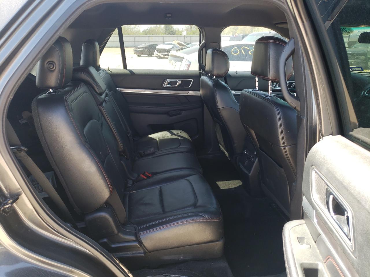 Foto 6 de la subasta – 2016 FORD EXPLORER S con VIN 1FM5K8GT2GGC85442