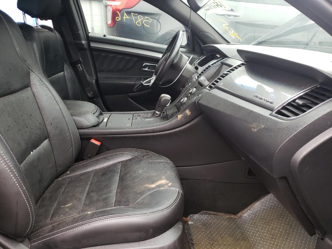 Photo 5 from auction – 2015 FORD TAURUS SEL with VIN 1FAHP2E89FG158576